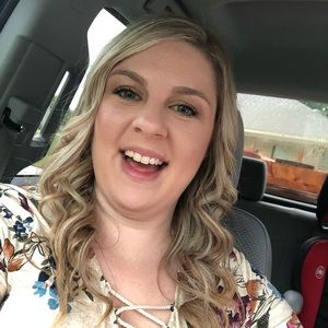 Meet your Posher, Tiffany